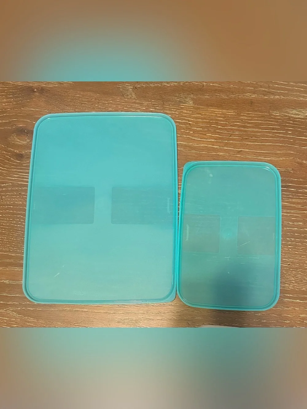 TUPPERWARE